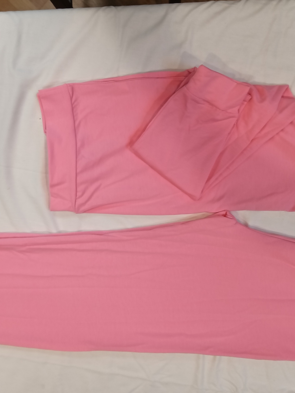 Women's Pink Jogger Set - Brand Not Visible - Picture 2 of 4